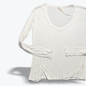 Love Yaya Long Sleeve T Shirt White Scoop Neck Raw Hem Tee Womens Medium
